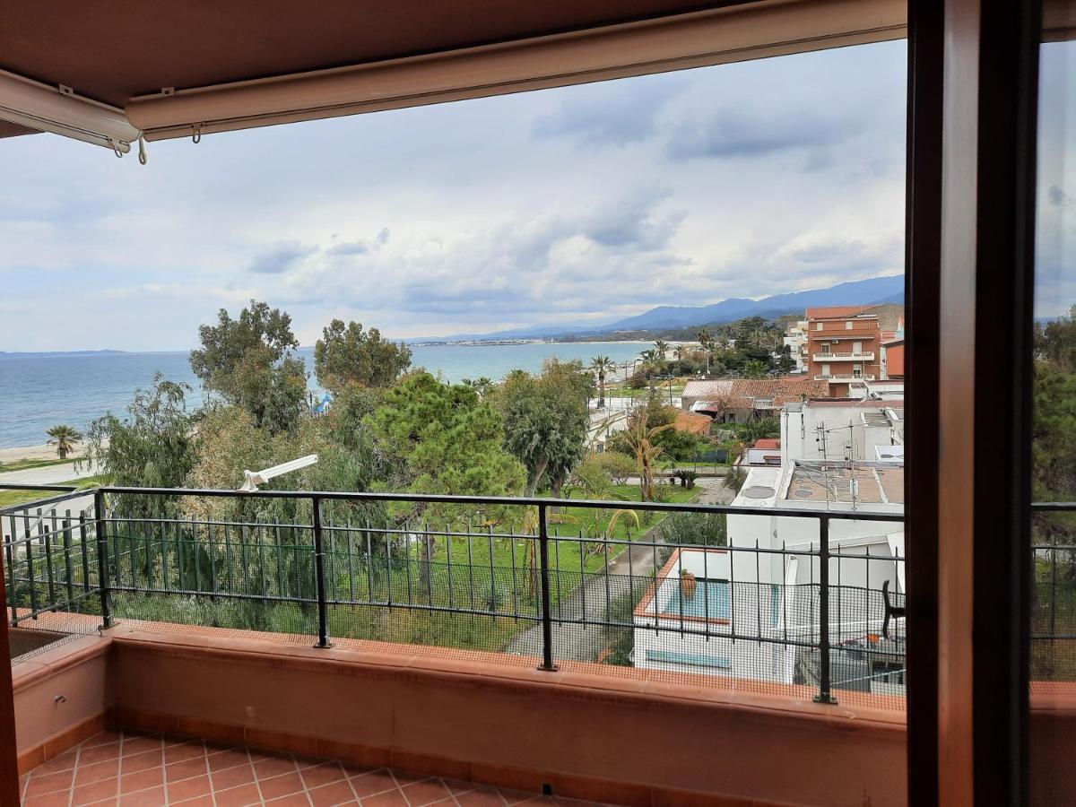 Golfo Di Tindari Apartments Falcone Exteriér fotografie