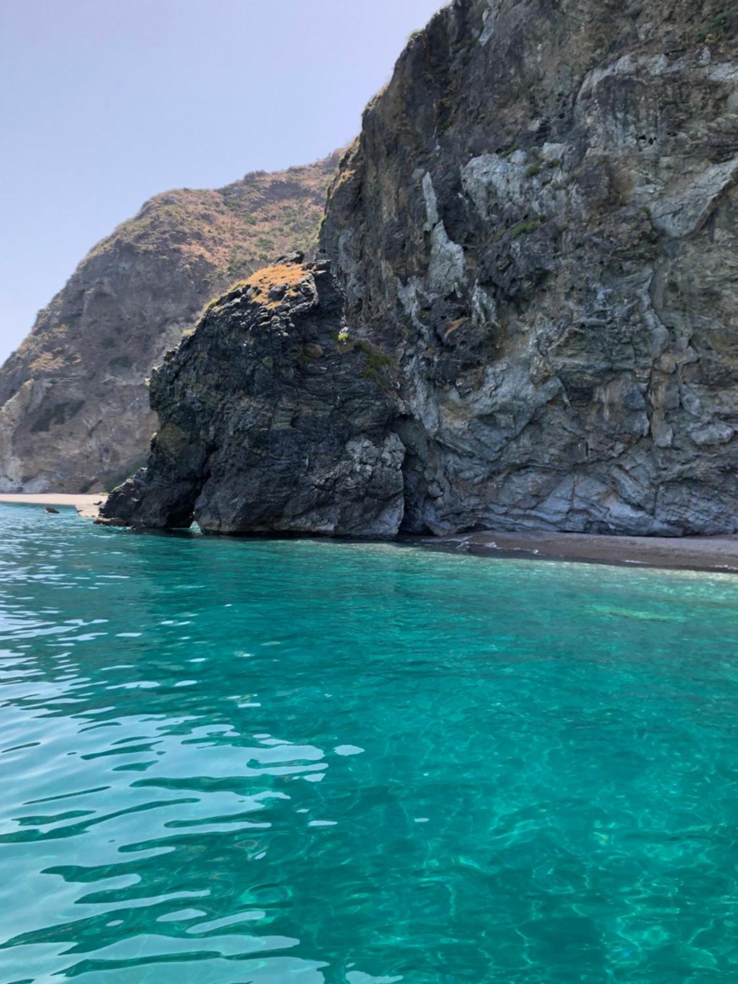 Golfo Di Tindari Apartments Falcone Exteriér fotografie