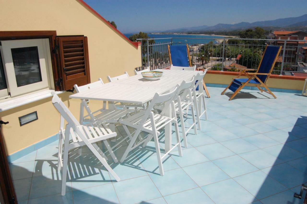 Golfo Di Tindari Apartments Falcone Exteriér fotografie